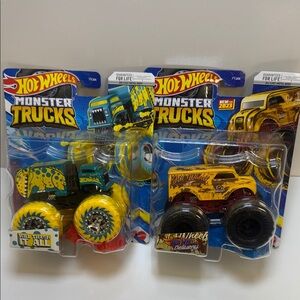 Hot Wheels Monster Trucks - Yellow and Black Set